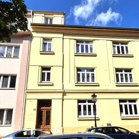 Palackého Sady - Pohoda V Srdci Města Apartmán *